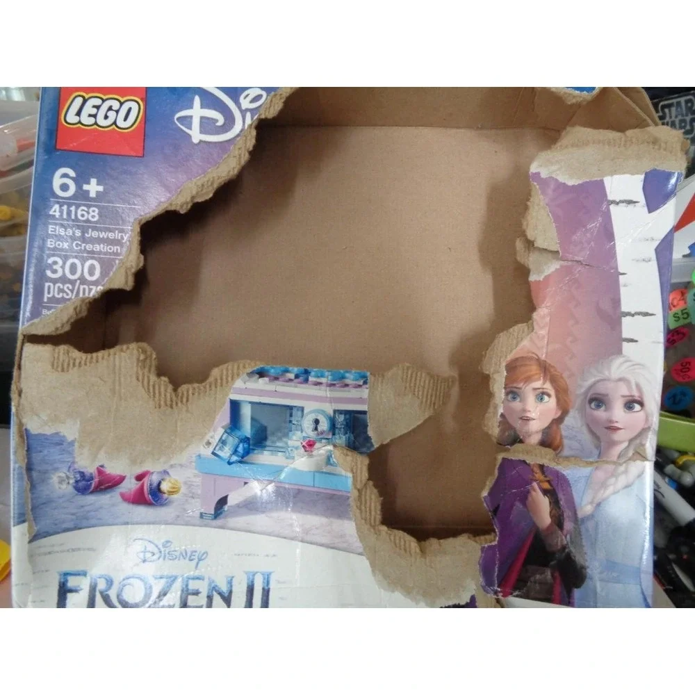 LEGO 41168 Disney Frozen II Elsa's Jewelry Box Creation with Minifigure
